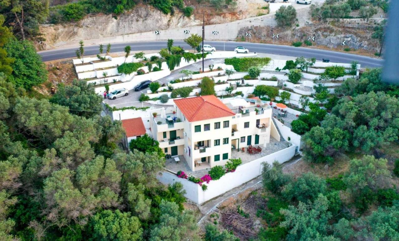Marina Apartments Kokkari Exteriör bild
